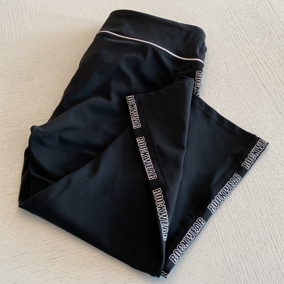 Rockwear Pants - Rockwear Capri Leggings